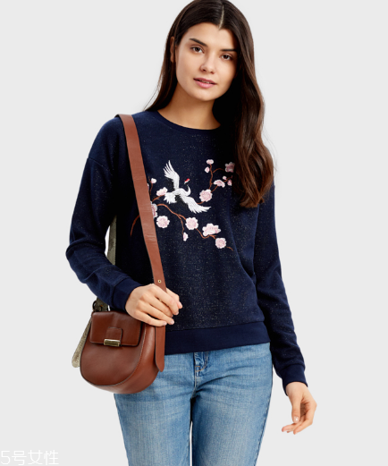 中國風(fēng)衣服怎么搭配？帶你演繹傳統(tǒng)之美