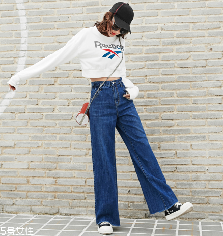 2022流行什么樣的牛仔褲？這些都是衣櫥必備