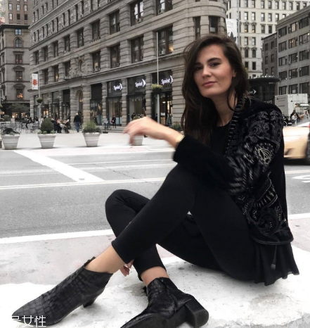 2022流行什么樣的牛仔褲？這些都是衣櫥必備