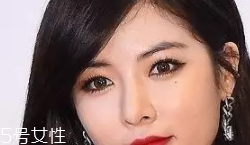 臥蠶和眼袋的區(qū)別是什么？臥蠶是肌肉眼袋是肥肉