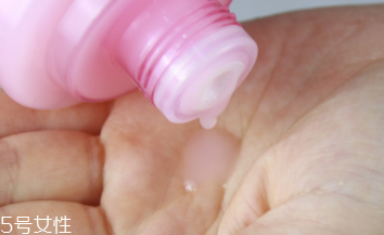 蘭蔻粉水適合什么年齡？只針對年輕肌底