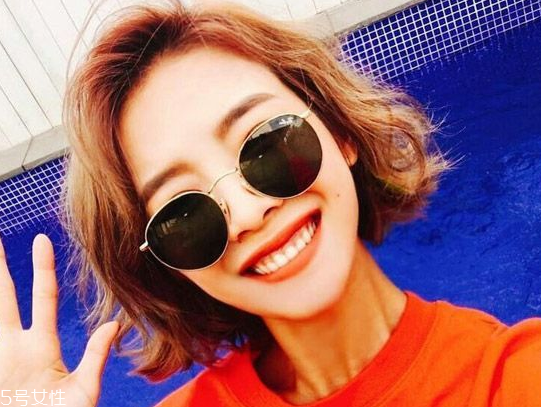 矮個(gè)子女生什么發(fā)型顯高？換個(gè)發(fā)型瞬間百變