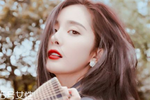 素顏適合什么顏色口紅？增添氣色又顯白