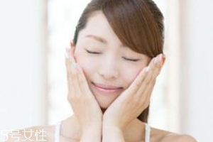 換季護(hù)膚品怎么處理？換護(hù)膚品不等于換品牌