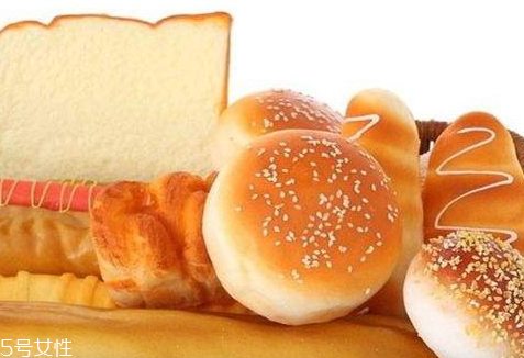 一斤面粉放多少泡打粉 2-3%泡打粉的比例 一斤面粉放多少泡打粉 2-3%泡打粉的比例