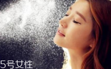 保濕爽膚水什么時(shí)候用？早中晚都必須用