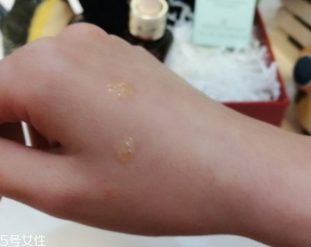 雅詩(shī)蘭黛適合痘痘肌嗎？