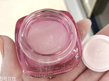 歐萊雅眼霜哪款最好用？這幾款必入