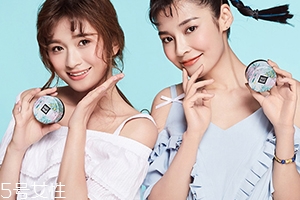 蜜粉可以代替粉餅嗎？兩者各有分工