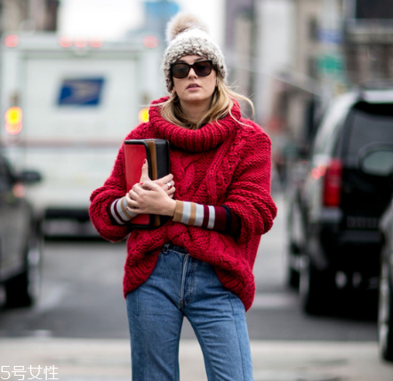 紅色毛衣什么款式好看？新年運(yùn)勢(shì)全靠它