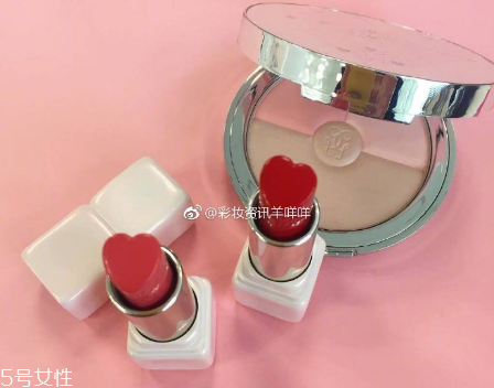 嬌蘭2018春季限量粉殼愛心型口紅色號(hào)試色 嬌蘭愛心型口紅價(jià)格
