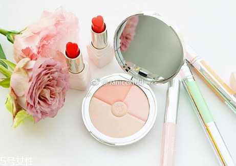 嬌蘭親親金管啞光唇膏哪個色好看？金管啞光霧面唇膏