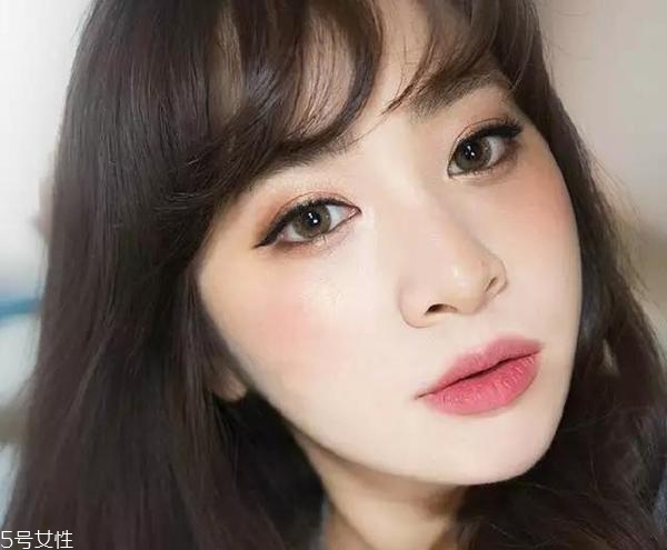 日常色口紅哪個牌子好？m字唇更好看