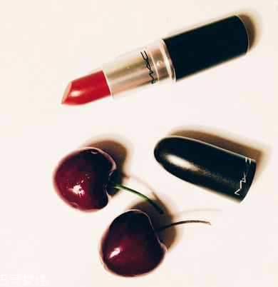 黃皮適合什么顏色的口紅？口紅界的常青樹