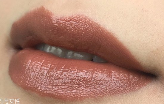 日常色口紅哪個牌子好？m字唇更好看