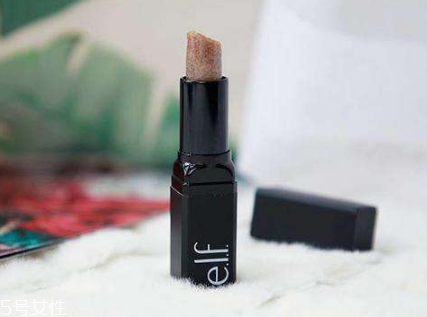 唇部磨砂膏有用嗎？有效淡化唇色