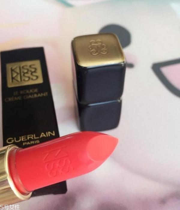 素顏適合什么顏色口紅？增添氣色又顯白