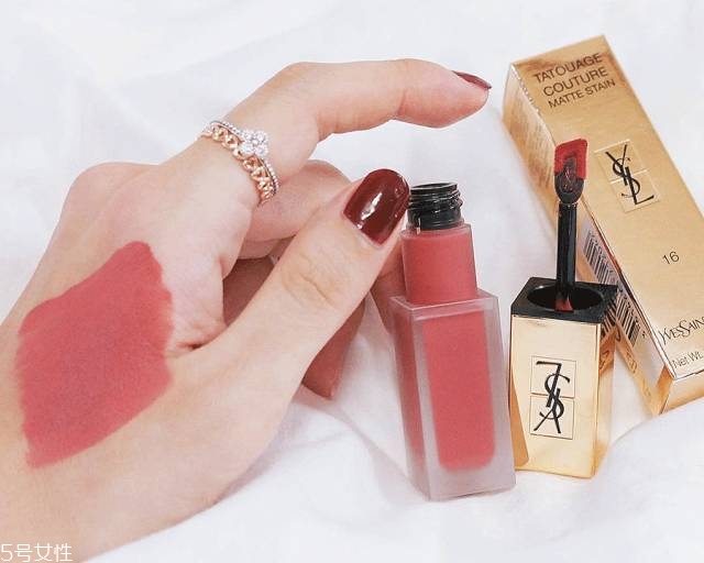 素顏適合什么顏色口紅？增添氣色又顯白