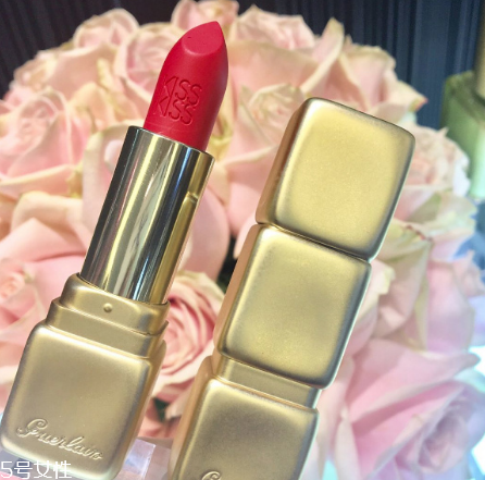 嬌蘭親親金管啞光唇膏哪個色好看？金管啞光霧面唇膏