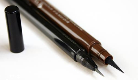 眉毛畫壞了怎么補(bǔ)救？12種拯救方法都在這里了