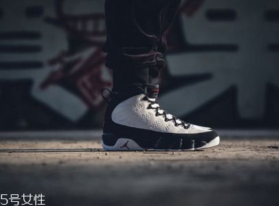 運(yùn)動(dòng)鞋和皮鞋的尺碼一樣嗎？皮鞋和運(yùn)動(dòng)鞋尺碼有差別