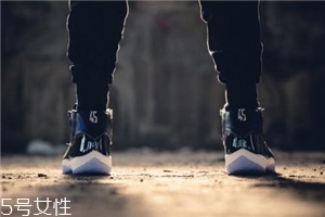 運(yùn)動(dòng)鞋和皮鞋的尺碼一樣嗎？皮鞋和運(yùn)動(dòng)鞋尺碼有差別