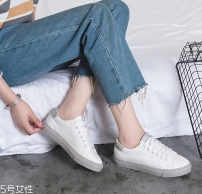 運(yùn)動鞋開膠了怎么辦？運(yùn)動鞋脫膠這樣處理