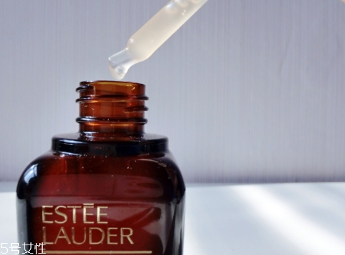 雅詩蘭黛精華和眼霜怎么用？其實是有先后順序的