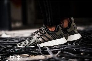 運(yùn)動(dòng)鞋開膠用什么膠水？千萬(wàn)不可以用502