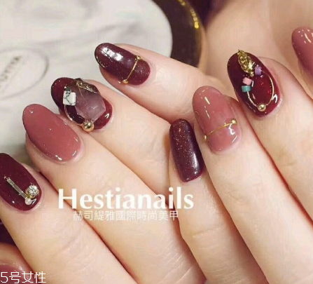 紅色系溫柔ins風(fēng)美甲 氣質(zhì)顯白 紅色系溫柔ins風(fēng)美甲 氣質(zhì)顯白