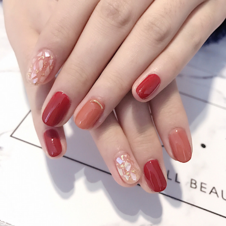 紅色系溫柔ins風(fēng)美甲 氣質(zhì)顯白 紅色系溫柔ins風(fēng)美甲 氣質(zhì)顯白
