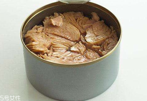 金槍魚罐頭怎么打開(kāi) 教你一招小技巧 金槍魚罐頭怎么打開(kāi) 教你一招小技巧