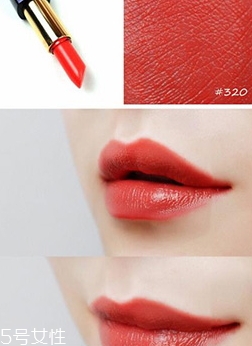 雅詩(shī)蘭黛330和320哪個(gè)好看？?jī)A慕唇膏一見(jiàn)傾心
