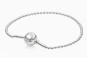 白領(lǐng)女性適合戴什么手鏈？10款纖巧手鏈任你挑