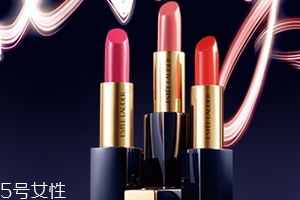 雅詩蘭黛440口紅試色 溫柔的枯玫瑰色 雅詩蘭黛440口紅試色 溫柔的枯玫瑰色