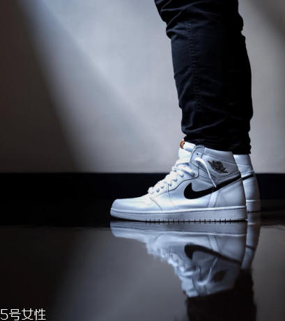 運(yùn)動(dòng)鞋能改色嗎？改色要慎重