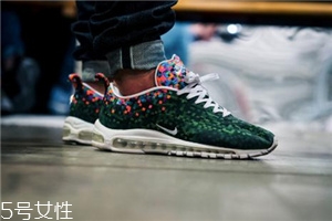 運(yùn)動(dòng)鞋鞋面什么材質(zhì)好？運(yùn)動(dòng)鞋材質(zhì)大對(duì)比