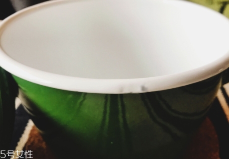 琺瑯鍋可以煲湯嗎？讓喝湯變得有逼格