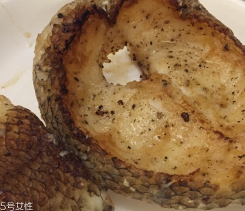 琺瑯鍋可以炒菜嗎？要選對琺瑯鍋