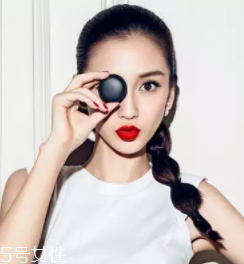 馬尾怎么扎顯臉??？馬尾位置越高越精神