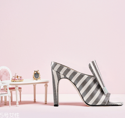 sergio rossi鞋子偏碼嗎？游走時尚尖端