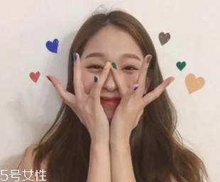 什么女孩適合不留劉海？圓臉妹子掀起劉海更適合你