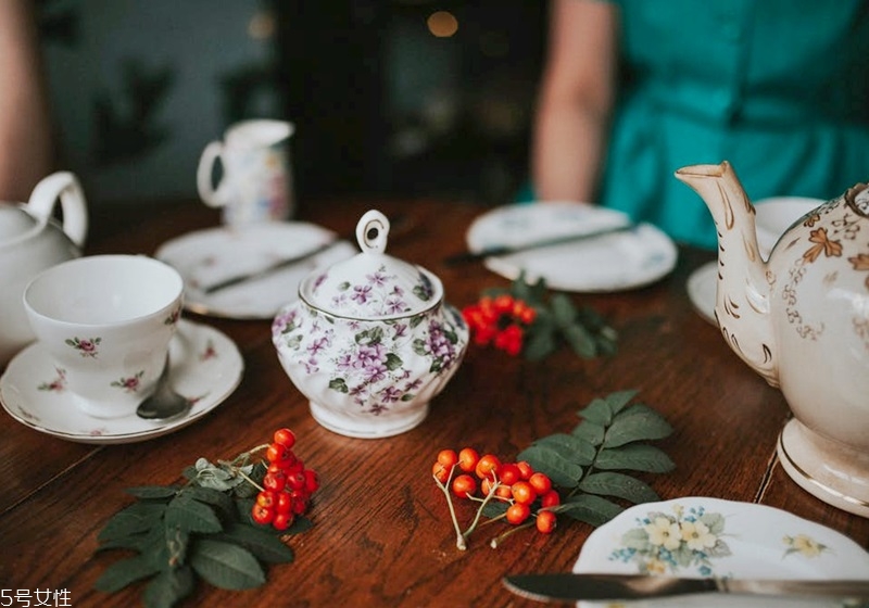 洗碗機(jī)不能洗什么 不能洗的7樣?xùn)|西 洗碗機(jī)不能洗什么 不能洗的7樣?xùn)|西