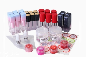 手工口紅怎么做？什么色號都隨你心思啦