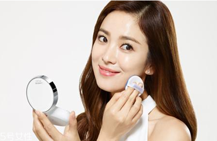 蘭芝氣墊bb霜色號(hào)怎么選？喬妹最愛的產(chǎn)品