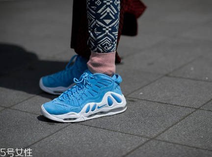 運動鞋不能水洗怎么辦？濕抹布輕微擦拭