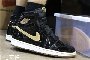 運動鞋要不要墊鞋墊？運動鞋沒有必要墊鞋墊