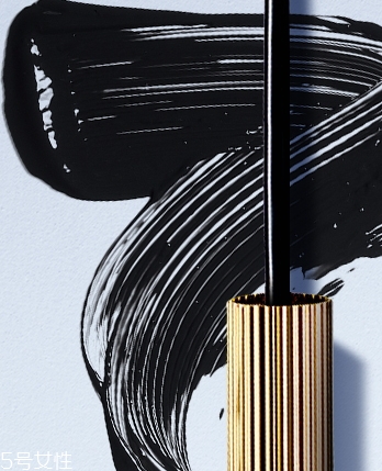 雅詩蘭黛睫毛膏好用嗎？全方位進(jìn)行評測