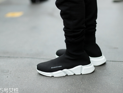 運動鞋多久洗一次？清洗不用太頻繁