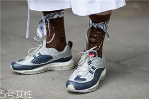 運動鞋多久洗一次？清洗不用太頻繁